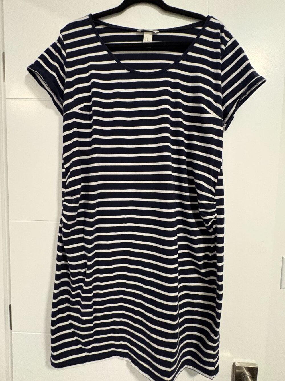 H&M MAMA/Maternity dress Size XL